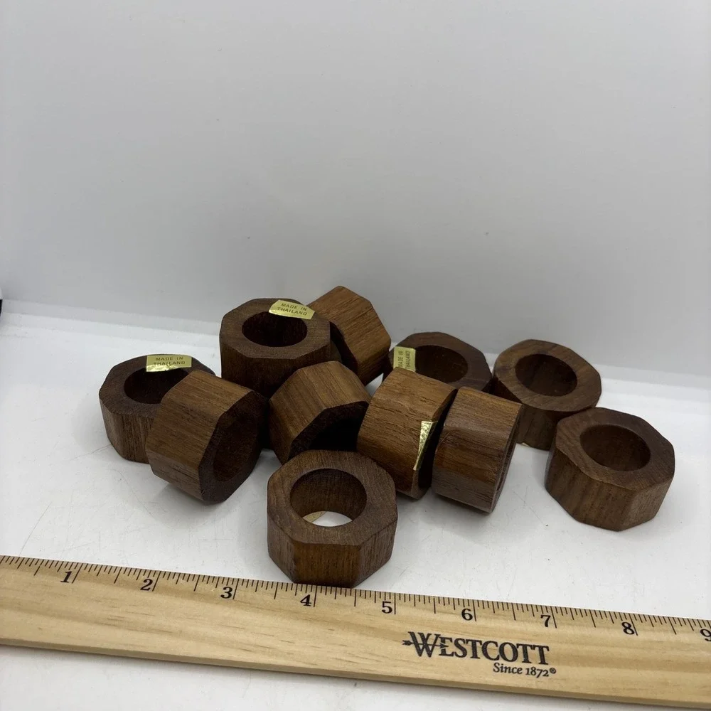 Hand‎ Crafted Teak Wood Round Napkin Rings Made in Thailand Set of 12